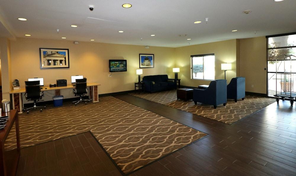 Comfort Suites Bloomington I-55 And I-74 Extérieur photo
