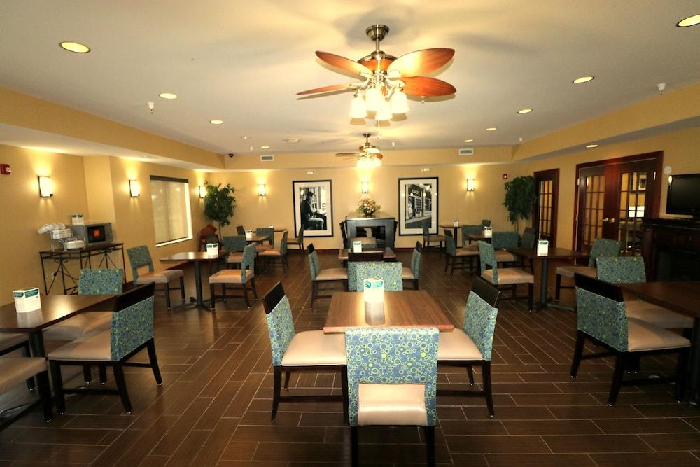 Comfort Suites Bloomington I-55 And I-74 Extérieur photo