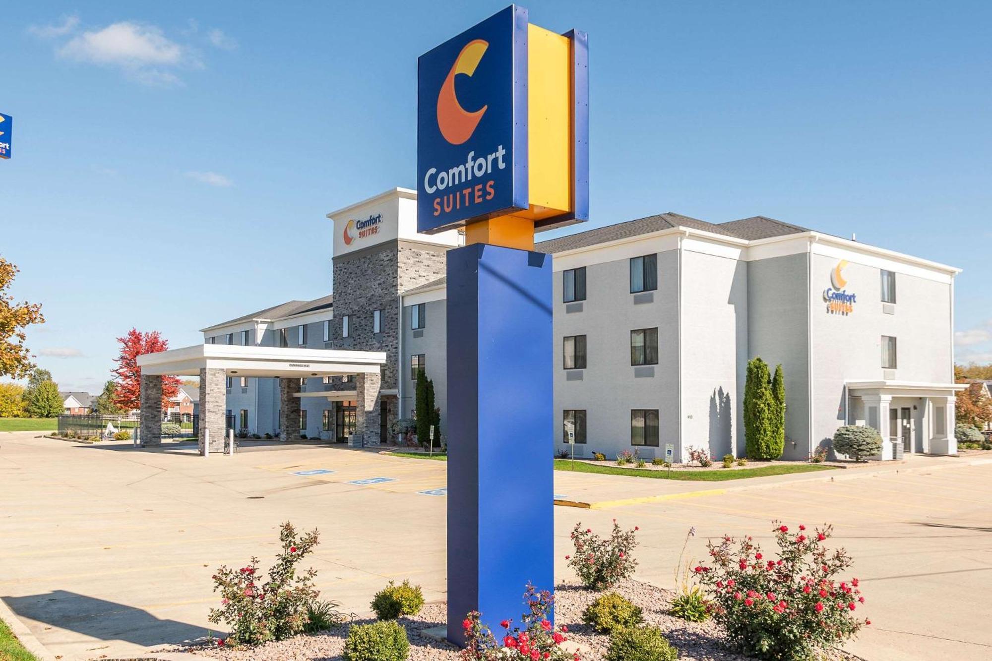 Comfort Suites Bloomington I-55 And I-74 Extérieur photo