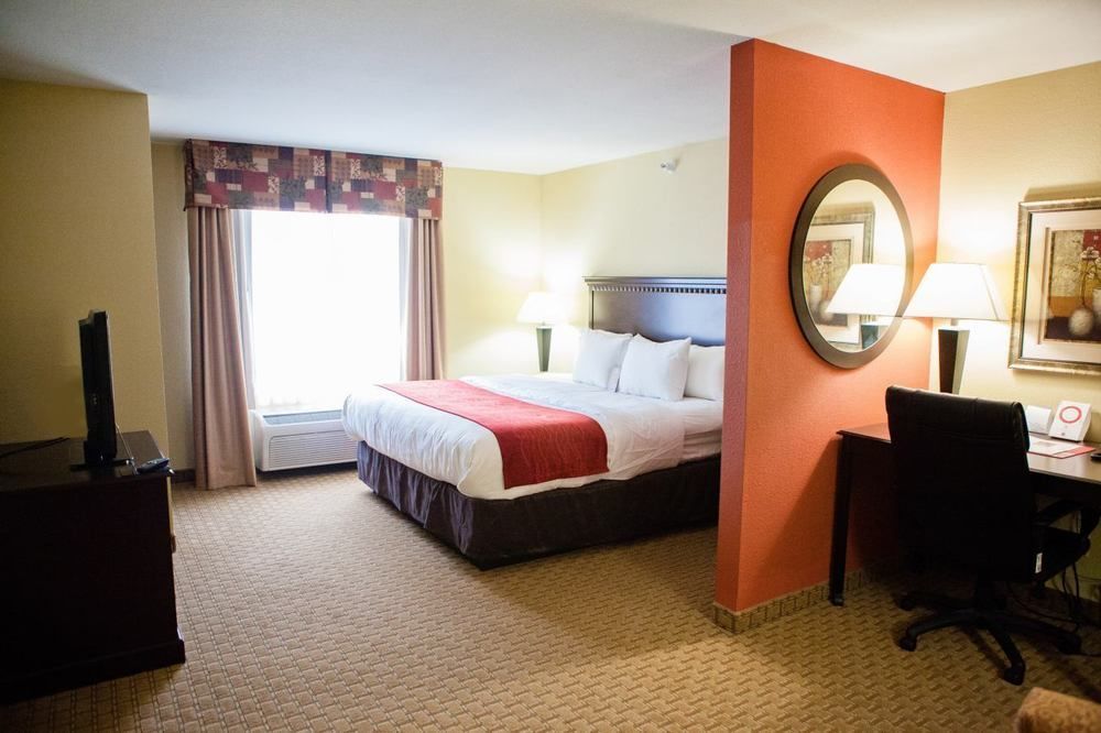 Comfort Suites Bloomington I-55 And I-74 Extérieur photo